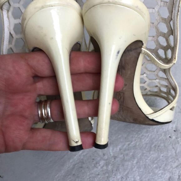 Tamara Mellon - Picture 3 of 3